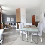 Perry's Apartamento